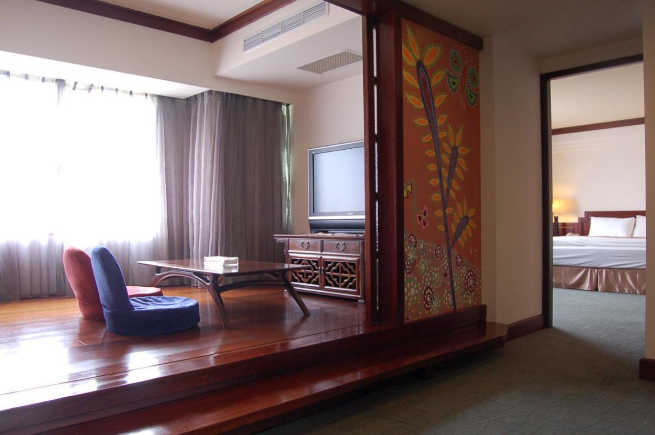 Beautiful Hotel Taipei Xindian Eksteriør billede