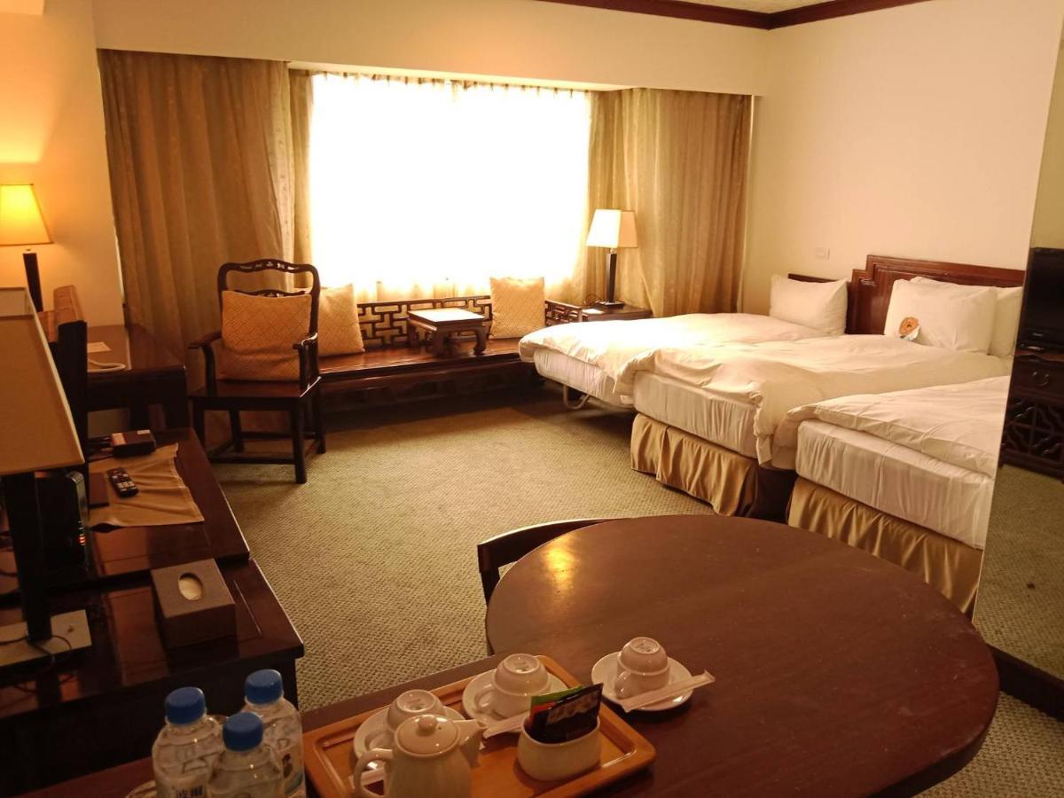 Beautiful Hotel Taipei Xindian Eksteriør billede