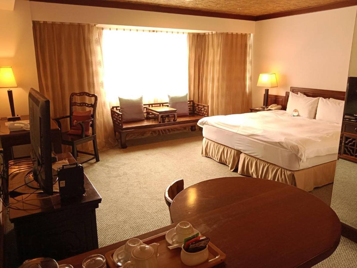 Beautiful Hotel Taipei Xindian Eksteriør billede