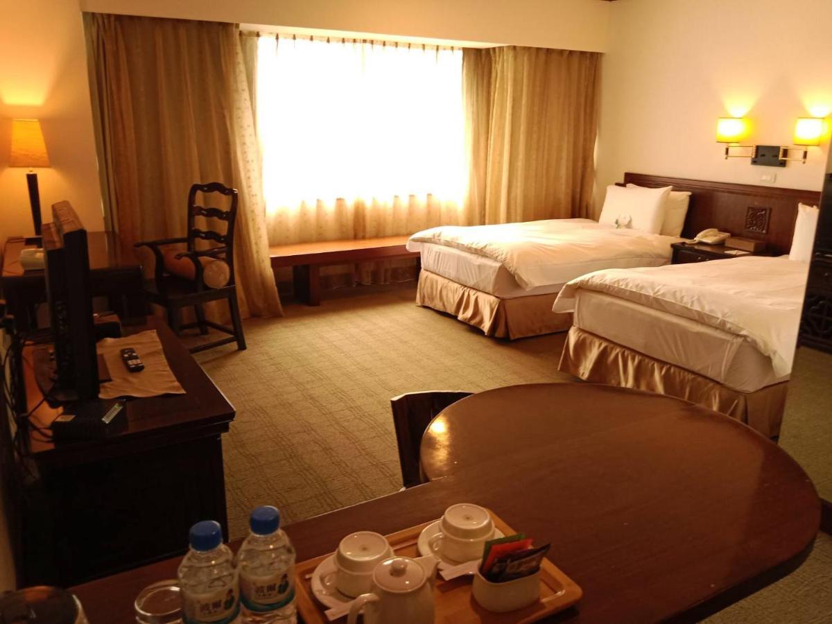 Beautiful Hotel Taipei Xindian Eksteriør billede