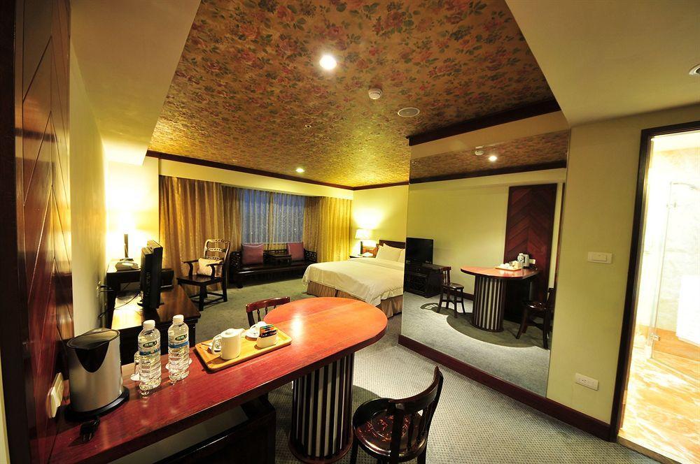 Beautiful Hotel Taipei Xindian Eksteriør billede